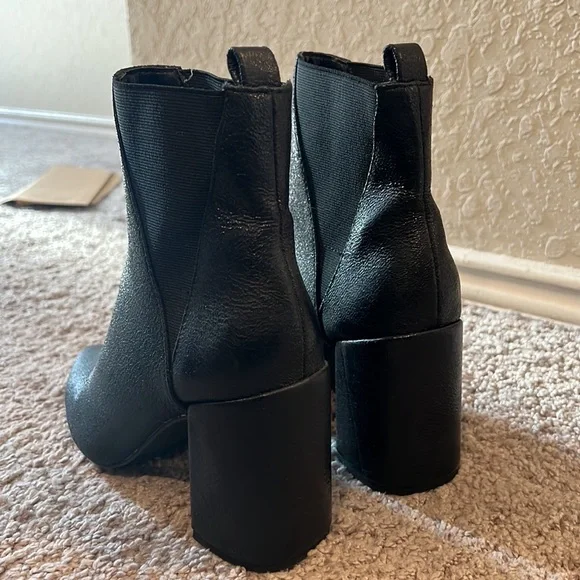 A New Day Ankle Booties - Picture 2 of 4